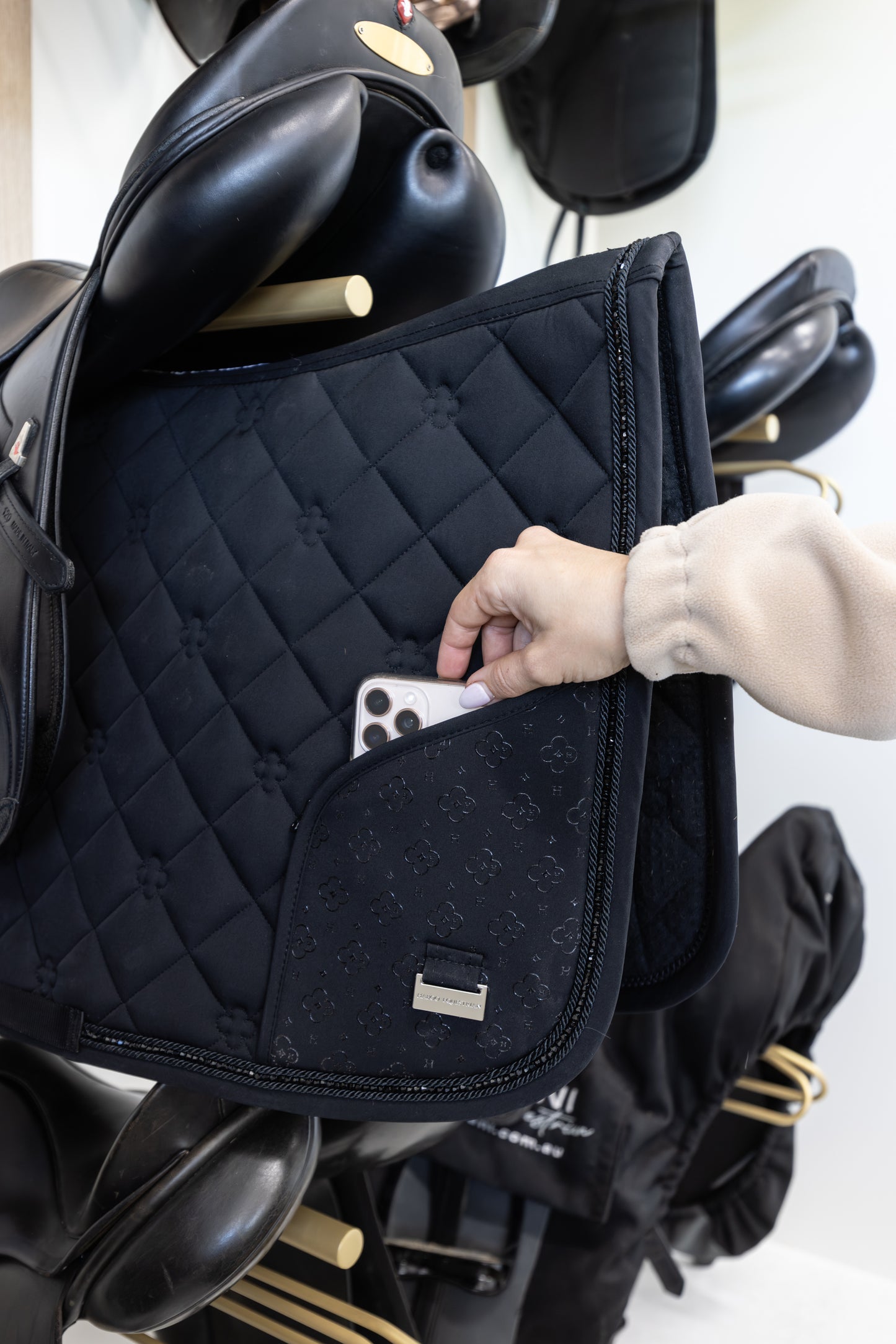 Black Edition Jump Saddle Pad W/Pocket
